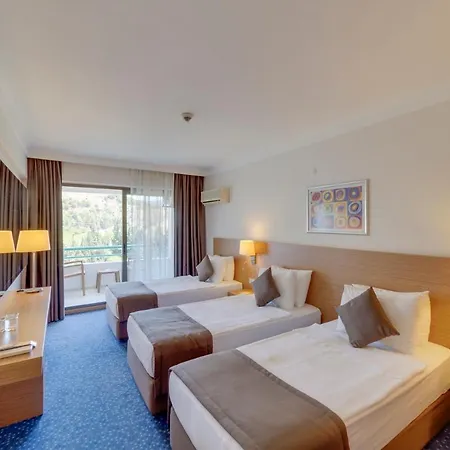 Grand Efe (adults Only) エズデレ