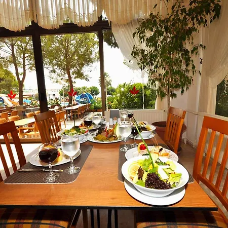 Grand Efe (adults Only) ホテル 4*