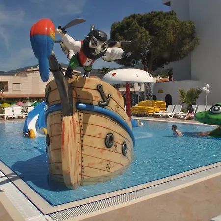 Grand Efe (adults Only) ホテル エズデレ