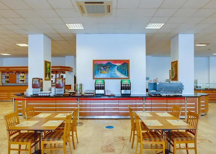 Grand Efe (adults Only)