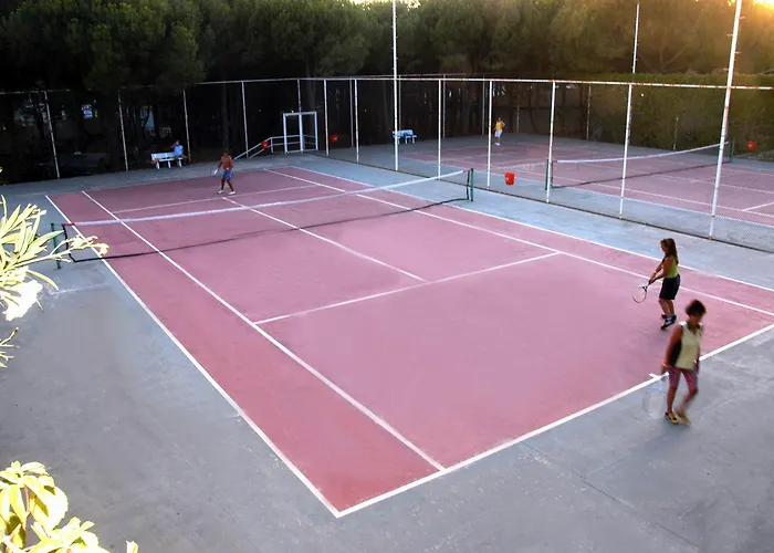 Grand Efe (adults Only)